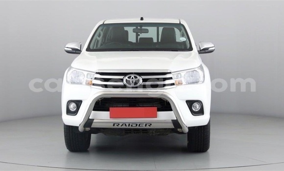 Buy Used Toyota Hilux White Car in Mbabane in Manzini Buy Used Toyota Hilux White Car in Mbabane in Manzini