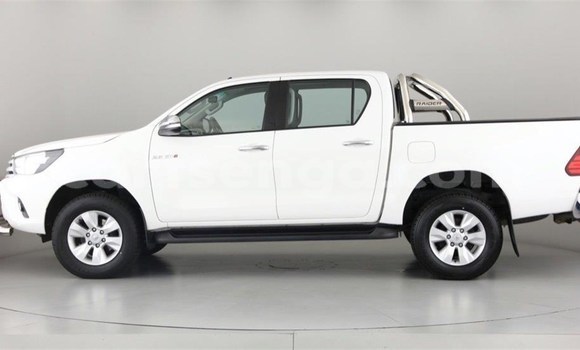 Buy Used Toyota Hilux White Car in Mbabane in Manzini Buy Used Toyota Hilux White Car in Mbabane in Manzini