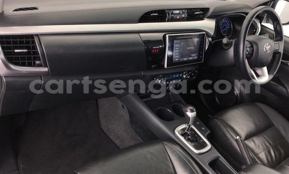 Buy Used Toyota Hilux White Car in Mbabane in Manzini Buy Used Toyota Hilux White Car in Mbabane in Manzini