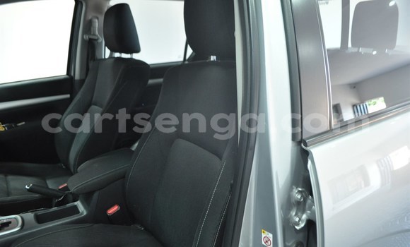 Buy Used Toyota Hilux Silver Car in Mbabane in Manzini Buy Used Toyota Hilux Silver Car in Mbabane in Manzini