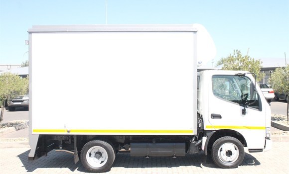Buy Used Toyota Dyna White Car in Mbabane in Manzini Buy Used Toyota Dyna White Car in Mbabane in Manzini