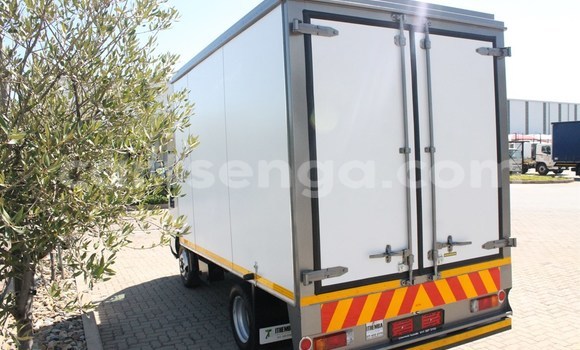 Buy Used Toyota Dyna White Car in Mbabane in Manzini Buy Used Toyota Dyna White Car in Mbabane in Manzini