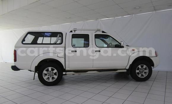 Buy Used Nissan Hardbody White Car in Manzini in Manzini Buy Used Nissan Hardbody White Car in Manzini in Manzini