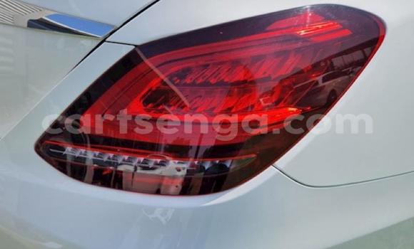 Nunua Ilio tumika Mercedes‒Benz C–Class White Gari ndani ya Manzini nchini Manzini Nunua Ilio tumika Mercedes‒Benz C–Class White Gari ndani ya Manzini nchini Manzini