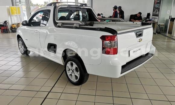 Buy Used Chevrolet Corsa White Car in Manzini in Manzini Buy Used Chevrolet Corsa White Car in Manzini in Manzini