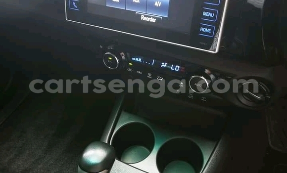 Buy Used Toyota Hilux White Car in Mbabane in Manzini Buy Used Toyota Hilux White Car in Mbabane in Manzini