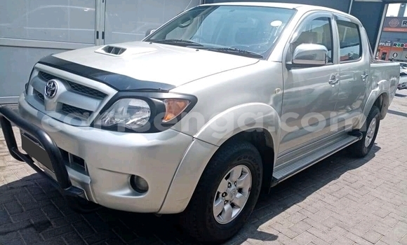 Buy Used Toyota Hilux Silver Car in Mbabane in Manzini Buy Used Toyota Hilux Silver Car in Mbabane in Manzini
