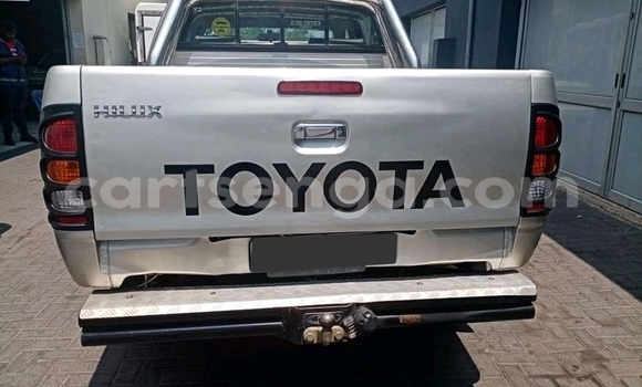 Buy Used Toyota Hilux Silver Car in Mbabane in Manzini Buy Used Toyota Hilux Silver Car in Mbabane in Manzini