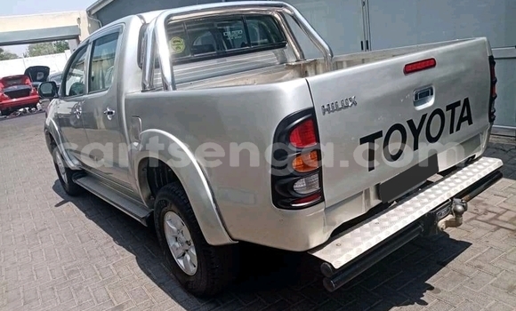 Buy Used Toyota Hilux Silver Car in Mbabane in Manzini Buy Used Toyota Hilux Silver Car in Mbabane in Manzini