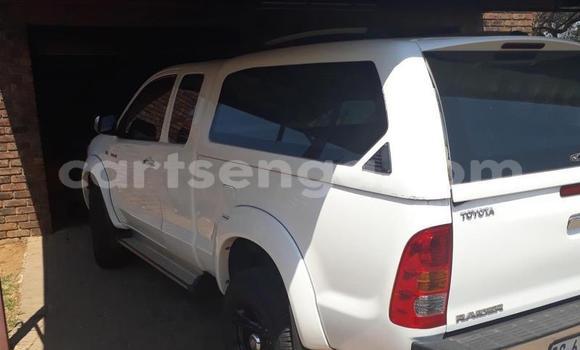 Buy Used Toyota Hilux White Car in Manzini in Manzini Buy Used Toyota Hilux White Car in Manzini in Manzini