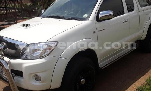 Buy Used Toyota Hilux White Car in Manzini in Manzini Buy Used Toyota Hilux White Car in Manzini in Manzini