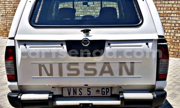 Buy Used Nissan NP 300 White Car in Mbabane in Manzini Buy Used Nissan NP 300 White Car in Mbabane in Manzini
