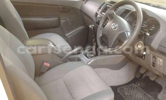Buy Used Toyota Hilux White Car in Mbabane in Manzini Buy Used Toyota Hilux White Car in Mbabane in Manzini