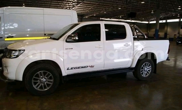 Buy Used Toyota Hilux White Car in Mbabane in Manzini Buy Used Toyota Hilux White Car in Mbabane in Manzini