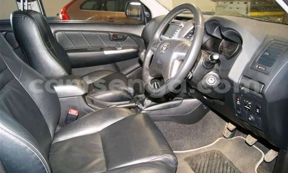 Buy Used Toyota Hilux White Car in Mbabane in Manzini Buy Used Toyota Hilux White Car in Mbabane in Manzini
