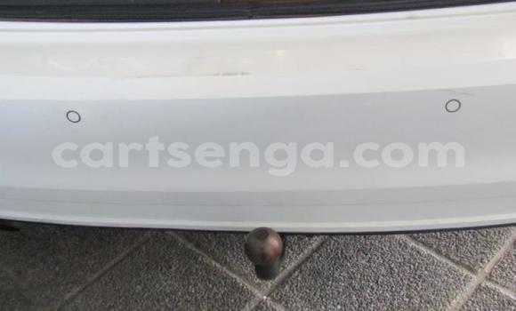 Nunua Ilio tumika Volkswagen Jetta White Gari ndani ya Manzini nchini Manzini Nunua Ilio tumika Volkswagen Jetta White Gari ndani ya Manzini nchini Manzini