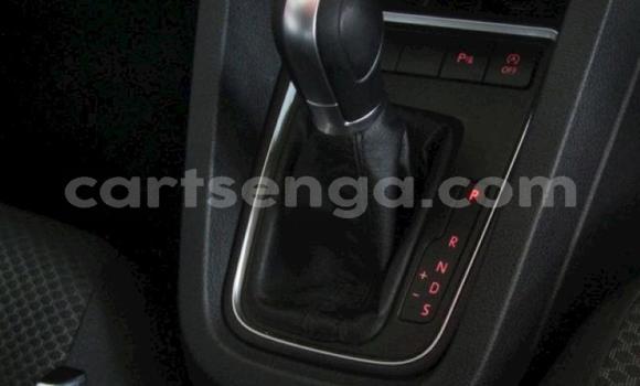 Nunua Ilio tumika Volkswagen Jetta White Gari ndani ya Manzini nchini Manzini Nunua Ilio tumika Volkswagen Jetta White Gari ndani ya Manzini nchini Manzini