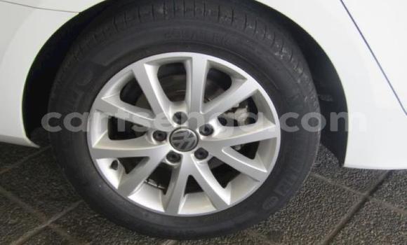 Nunua Ilio tumika Volkswagen Jetta White Gari ndani ya Manzini nchini Manzini Nunua Ilio tumika Volkswagen Jetta White Gari ndani ya Manzini nchini Manzini