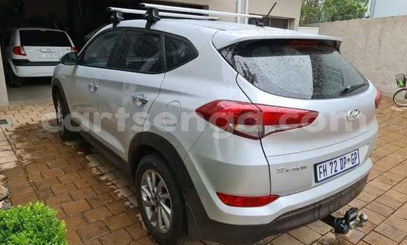 Nunua Ilio tumika Hyundai Tucson Silver Gari ndani ya Manzini nchini Manzini Nunua Ilio tumika Hyundai Tucson Silver Gari ndani ya Manzini nchini Manzini