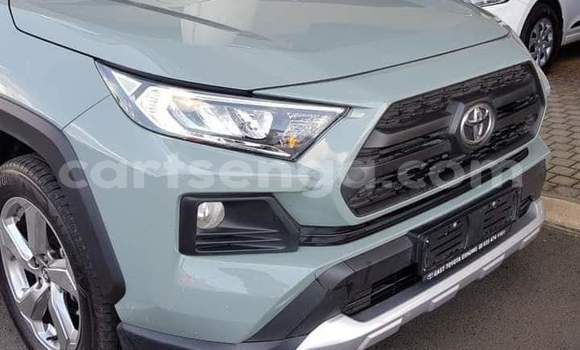 Nunua Ilio tumika Toyota RAV4 Green Gari ndani ya Manzini nchini Manzini Nunua Ilio tumika Toyota RAV4 Green Gari ndani ya Manzini nchini Manzini