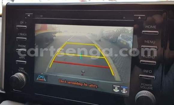 Nunua Ilio tumika Toyota RAV4 Green Gari ndani ya Manzini nchini Manzini Nunua Ilio tumika Toyota RAV4 Green Gari ndani ya Manzini nchini Manzini