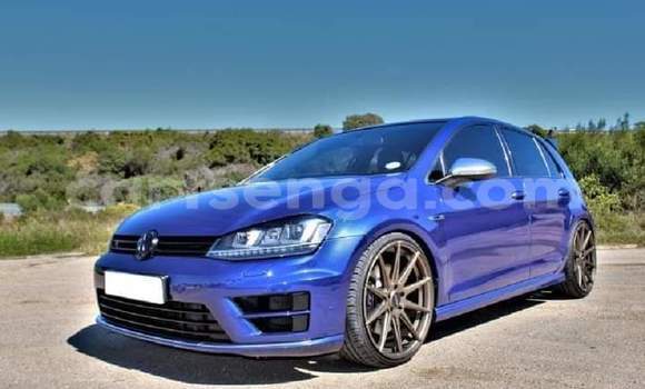Buy Used Volkswagen Golf R Blue Car in Mankayane in Manzini Buy Used Volkswagen Golf R Blue Car in Mankayane in Manzini
