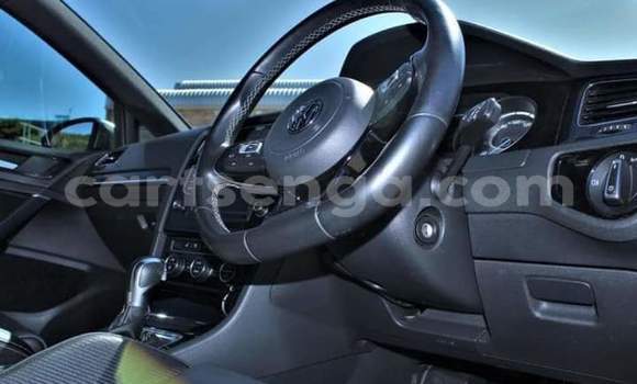 Buy Used Volkswagen Golf R Blue Car in Mankayane in Manzini Buy Used Volkswagen Golf R Blue Car in Mankayane in Manzini