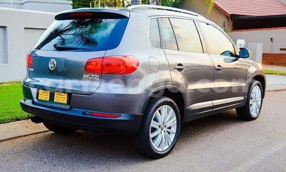 Nunua Ilio tumika Volkswagen Tiguan Black Gari ndani ya Mankayane nchini Manzini Nunua Ilio tumika Volkswagen Tiguan Black Gari ndani ya Mankayane nchini Manzini