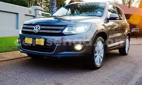 Nunua Ilio tumika Volkswagen Tiguan Black Gari ndani ya Mankayane nchini Manzini Nunua Ilio tumika Volkswagen Tiguan Black Gari ndani ya Mankayane nchini Manzini