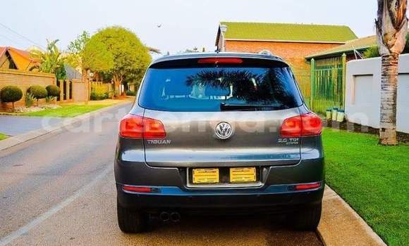 Nunua Ilio tumika Volkswagen Tiguan Black Gari ndani ya Mankayane nchini Manzini Nunua Ilio tumika Volkswagen Tiguan Black Gari ndani ya Mankayane nchini Manzini