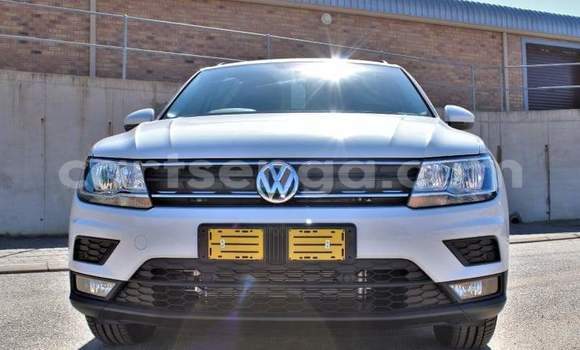 Nunua Ilio tumika Volkswagen Tiguan Silver Gari ndani ya Manzini nchini Manzini Nunua Ilio tumika Volkswagen Tiguan Silver Gari ndani ya Manzini nchini Manzini
