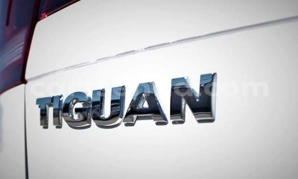 Nunua Ilio tumika Volkswagen Tiguan Silver Gari ndani ya Manzini nchini Manzini Nunua Ilio tumika Volkswagen Tiguan Silver Gari ndani ya Manzini nchini Manzini