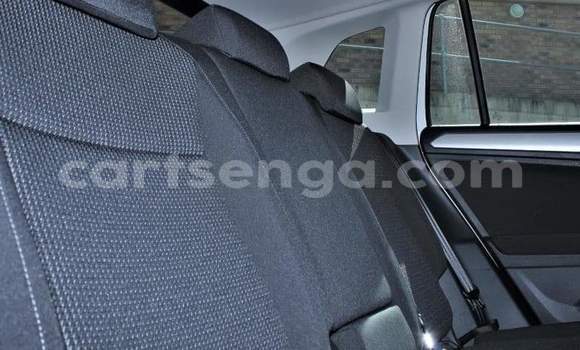 Nunua Ilio tumika Volkswagen Tiguan Silver Gari ndani ya Manzini nchini Manzini Nunua Ilio tumika Volkswagen Tiguan Silver Gari ndani ya Manzini nchini Manzini