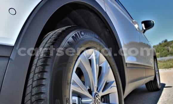 Nunua Ilio tumika Volkswagen Tiguan Silver Gari ndani ya Manzini nchini Manzini Nunua Ilio tumika Volkswagen Tiguan Silver Gari ndani ya Manzini nchini Manzini