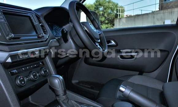 Nunua Ilio tumika Volkswagen Amarok Silver Gari ndani ya Mbabane nchini Manzini Nunua Ilio tumika Volkswagen Amarok Silver Gari ndani ya Mbabane nchini Manzini