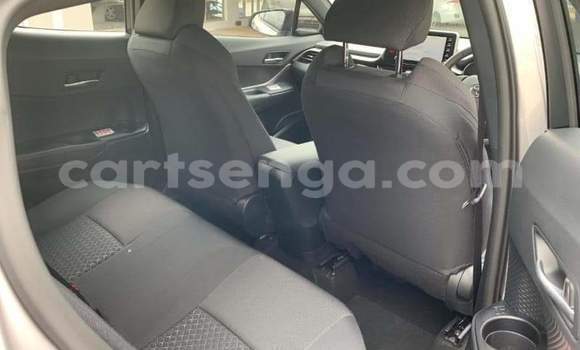 Nunua Ilio tumika Toyota C-HR Silver Gari ndani ya Manzini nchini Manzini Nunua Ilio tumika Toyota C-HR Silver Gari ndani ya Manzini nchini Manzini
