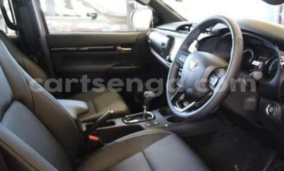 Acheter Occasion Voiture Toyota Hilux Rouge à Mbabane, Manzini Acheter Occasion Voiture Toyota Hilux Rouge à Mbabane, Manzini
