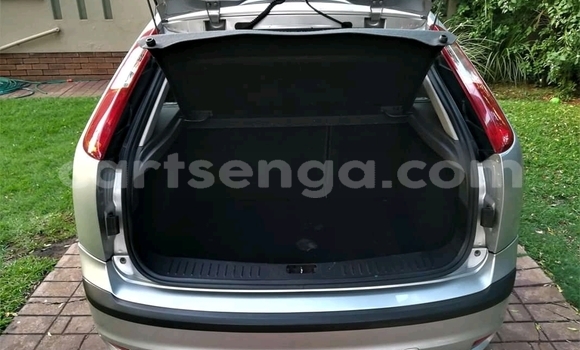 Acheter Occasion Voiture Ford Focus Gris à Bhunya, Manzini Acheter Occasion Voiture Ford Focus Gris à Bhunya, Manzini