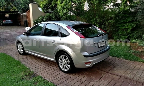 Acheter Occasion Voiture Ford Focus Gris à Bhunya, Manzini Acheter Occasion Voiture Ford Focus Gris à Bhunya, Manzini