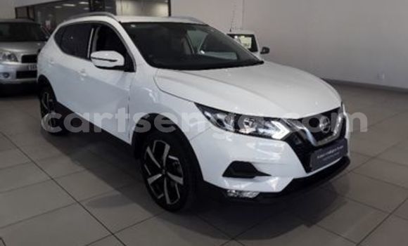 Buy Used Nissan Qashqai White Car in Manzini in Manzini Buy Used Nissan Qashqai White Car in Manzini in Manzini