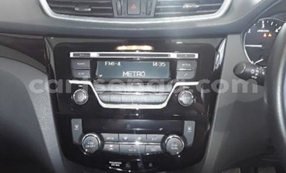 Buy Used Nissan Qashqai White Car in Manzini in Manzini Buy Used Nissan Qashqai White Car in Manzini in Manzini