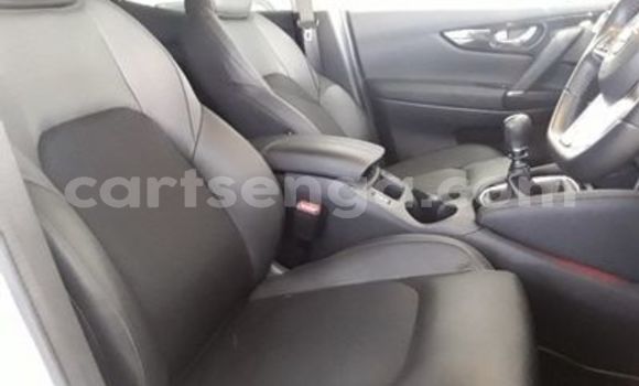 Buy Used Nissan Qashqai White Car in Manzini in Manzini Buy Used Nissan Qashqai White Car in Manzini in Manzini