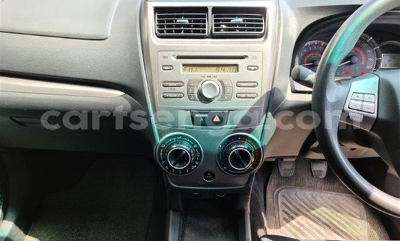 Buy Used Toyota Avanza White Car in Mbabane in Manzini Buy Used Toyota Avanza White Car in Mbabane in Manzini