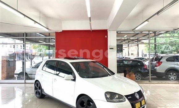 Buy Used Volkswagen Golf GTI White Car in Mbabane in Manzini Buy Used Volkswagen Golf GTI White Car in Mbabane in Manzini