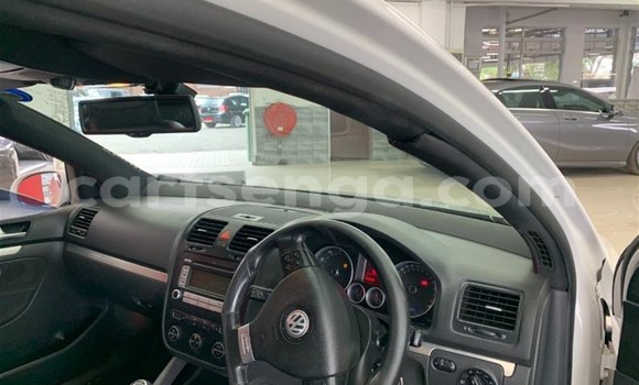 Buy Used Volkswagen Golf GTI White Car in Mbabane in Manzini Buy Used Volkswagen Golf GTI White Car in Mbabane in Manzini