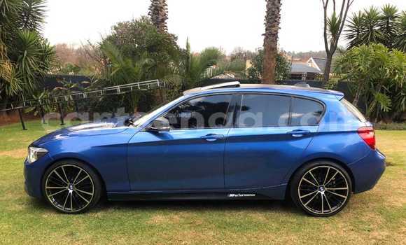 Acheter Occasion Voiture BMW 1–Series Bleu à Bhunya, Manzini Acheter Occasion Voiture BMW 1–Series Bleu à Bhunya, Manzini