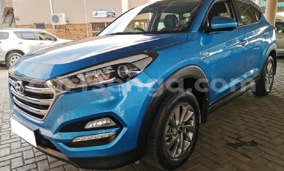 Nunua Ilio tumika Hyundai Tucson Blue Gari ndani ya Ezulwini nchini Hhohho Nunua Ilio tumika Hyundai Tucson Blue Gari ndani ya Ezulwini nchini Hhohho