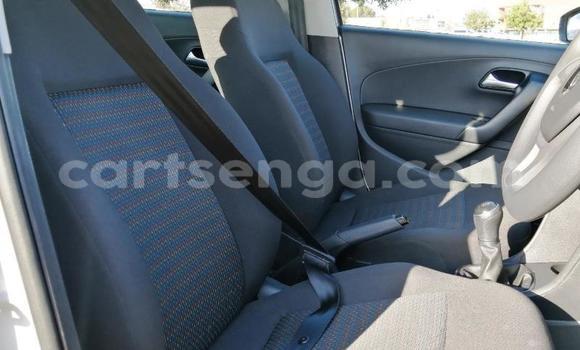 Nunua Ilio tumika Volkswagen Polo Silver Gari ndani ya Manzini nchini Manzini Nunua Ilio tumika Volkswagen Polo Silver Gari ndani ya Manzini nchini Manzini