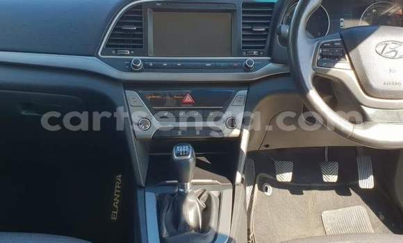 Nunua Ilio tumika Hyundai Elantra Red Gari ndani ya Mbabane nchini Manzini Nunua Ilio tumika Hyundai Elantra Red Gari ndani ya Mbabane nchini Manzini