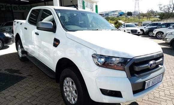 Nunua Ilio tumika Ford Ranger White Gari ndani ya Manzini nchini Manzini Nunua Ilio tumika Ford Ranger White Gari ndani ya Manzini nchini Manzini